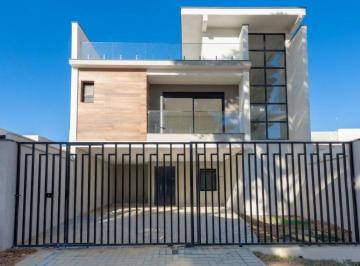Casa · 213m² · 3 Quartos · 4 Vagas · Sobrado triplex NOVO Água Verde – 213m² área priva