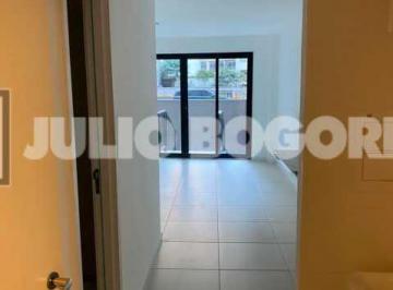Apartamento · 55m² · 1 Quarto · Apartamento : / Residencial / Centro