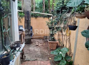 Casa · 450m² · 4 Quartos · 4 Vagas · Casa para venda em Centro de 450.00m² com 4 Quartos, 2 Suites e 4 Garagens