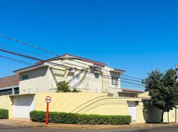 Casa · 372m² · 4 Quartos · Sobrado para venda em Jardim Morumbi de 372.00m² com 4 Quartos e 1 Suite