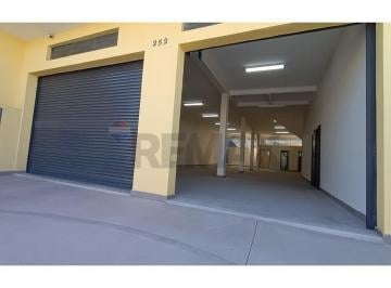 Comercial · 220m² · Galpão / Depósito / Armazém para alugar em Vila Real Continuaçao de 220.00m²