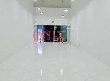 Comercial · 170m² · 2 Vagas · Imóvel Comercial para venda e aluguel em Centro de 170.00m² com 2 Garagens