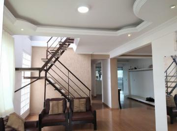 Casa · 300m² · 5 Quartos · 1 Vaga · Casa para venda em Vila Cristina de 300.00m² com 5 Quartos e 1 Garagem