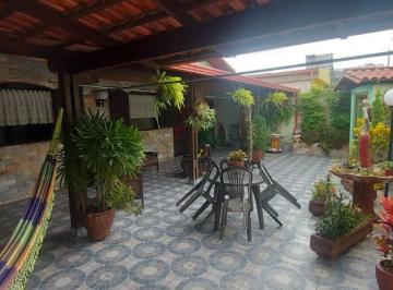 Casa · 360m² · 3 Quartos · 2 Vagas · Casa para venda em Petrópolis de 360.00m² com 3 Quartos, 1 Suite e 2 Garagens
