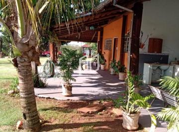 Rural · 409m² · 3 Quartos · 2 Vagas · Fazenda / Sítio para venda em Jardim Zavanella de 409.00m² com 3 Quartos e 2 Garagens