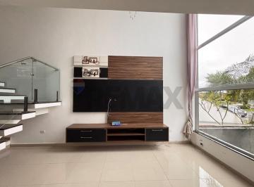 Casa · 200m² · 4 Quartos · 2 Vagas · Sobrado para alugar em Aruã de 200.00m² com 4 Quartos, 4 Suites e 2 Garagens
