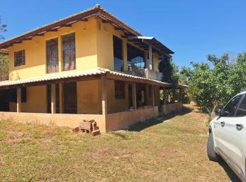 Casa · 300m² · 4 Quartos · 10 Vagas · Casa para venda em Centro de 300.00m² com 4 Quartos, 2 Suites e 10 Garagens