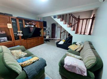 Casa · 235m² · 4 Quartos · 2 Vagas · Sobrado para venda em Vila Galvão de 235.00m² com 4 Quartos, 1 Suite e 2 Garagens