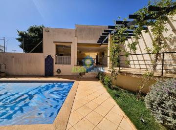 Casa · 360m² · 3 Quartos · 2 Vagas · Casa para venda em São Joaquim de 360.00m² com 3 Quartos, 3 Suites e 2 Garagens
