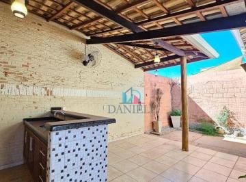 Casa · 70m² · 3 Quartos · 2 Vagas · Casa de Condomínio para venda em Jardim Quitandinha de 70.00m² com 3 Quartos, 1 Suite e 2 Garagens