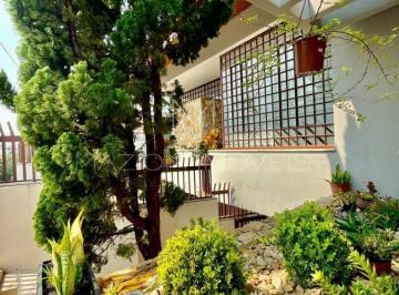 Casa · 461m² · 3 Quartos · 7 Vagas · Casa para venda em Jardim Das Samambaias de 461.00m² com 3 Quartos, 1 Suite e 7 Garagens
