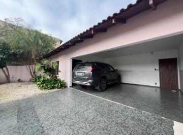 Casa · 300m² · 3 Quartos · 2 Vagas · Casa em Barra do Rio, Itajaí/SC de 300m² 3 quartos à venda por R$ 855.000,00