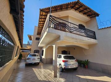 Casa · 235m² · 4 Quartos · Sobrado em Vila Colorado, Suzano/SP de 235m² 4 quartos à venda por R$ 930.000,00