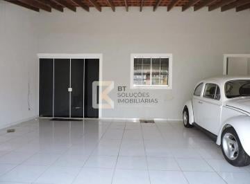 Casa de 3 quartos, Indaiatuba · Casa em Jardim dos Colibris, Indaiatuba/SP de 180m² 3 quartos à venda por R$ 550.000,00