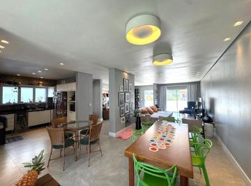 Casa · 240m² · 3 Quartos · 2 Vagas · Casa em Jardim da Glória, Cotia/SP de 240m² 3 quartos à venda por R$ 1.300.000,00