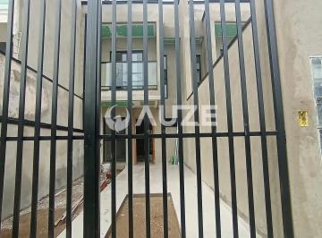 Casa · 80m² · 3 Quartos · 2 Vagas · Sobrado em Sítio Cercado, Curitiba/PR de 80m² 3 quartos à venda por R$ 420.000,00