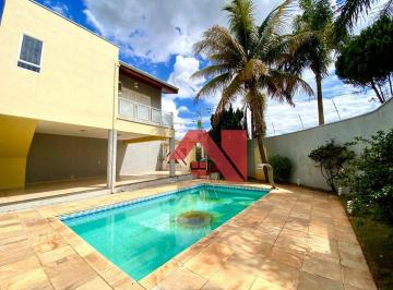 Casa · 190m² · 3 Quartos · Sobrado em Parque Guainco, Mogi Guaçu/SP de 190m² 3 quartos à venda por R$ 850.000,00 ou para locaçã