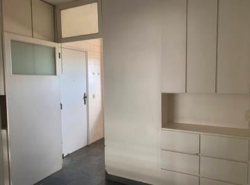 Apartamento · 134m² · 3 Quartos · 2 Vagas · Apartamento em Centro, Araçatuba/SP de 134m² 3 quartos para locação R$ 1.800,00/mes