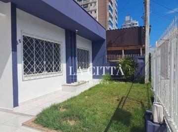 Casa · 180m² · 1 Vaga · Casa em Vila Operária, Itajaí/SC de 180m² para locação R$ 10.000,00/mes
