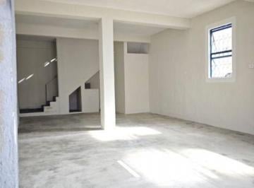 Comercial · 110m² · Salão em Calmon Viana, Poá/SP de 110m² para locação R$ 2.300,00/mes