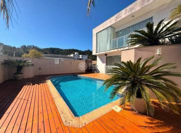 Casa · 186m² · 3 Quartos · 2 Vagas · Casa em Fazenda, Itajaí/SC de 186m² 3 quartos para locação R$ 6.800,00/mes