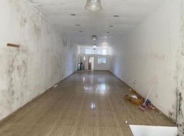 Comercial · 300m² · 5 Vagas · Salão em Cidade Miguel Badra, Suzano/SP de 300m² para locação R$ 9.000,00/mes