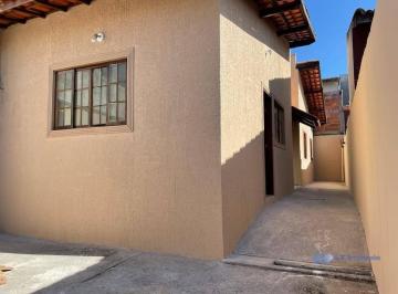 Casa · 68m² · 2 Quartos · Casa em Jardim Santa Marina, Jacareí/SP de 68m² 2 quartos para locação R$ 1.900,00/mes