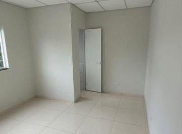 Comercial · 15m² · Sala em Vila Figueira, Suzano/SP de 15m² para locação R$ 760,00/mes