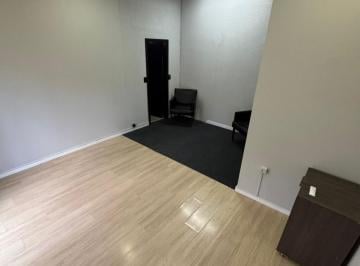 Comercial · 19m² · Sala em Centro, Balneário Camboriú/SC de 19m² para locação R$ 2.900,00/mes