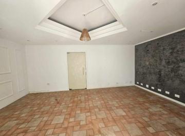 Casa · 215m² · Casa em Centro, Piracicaba/SP de 215m² para locação R$ 4.100,00/mes