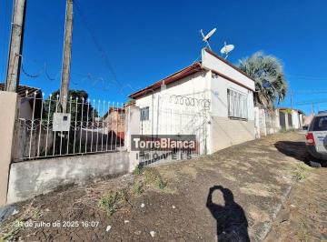 Casa · 134m² · 3 Quartos · 1 Vaga · Casa em Uvaranas, Ponta Grossa/PR de 134m² 3 quartos para locação R$ 790,00/mes