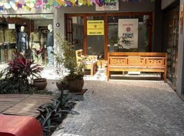 Comercial · 40m² · 4 Vagas · Loja em Itaipu, Niterói/RJ de 40m² para locação R$ 2.800,00/mes