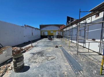 Comercial · 380m² · 4 Vagas · Ponto em Alto, Piracicaba/SP de 380m² para locação R$ 10.000,00/mes