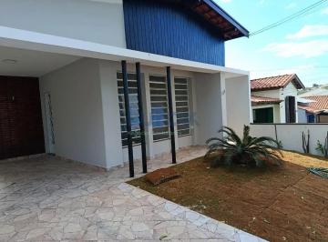 Casa · 123m² · 2 Quartos · 2 Vagas · Casa em Vila Papelão, Valinhos/SP de 123m² 2 quartos à venda por R$ 700.000,00