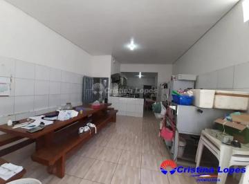 Casa · 328m² · 5 Quartos · 6 Vagas · Casa em Centro, Teresina/PI de 328m² 5 quartos à venda por R$ 800.000,00