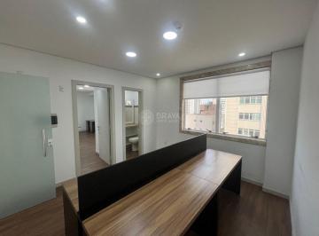 Comercial · 40m² · 2 Quartos · Sala em Centro, Itajaí/SC de 40m² 2 quartos para locação R$ 2.150,00/mes