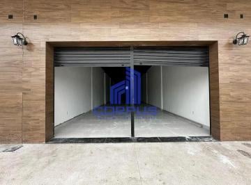 Comercial · 200m² · Sala em Nova São Pedro, São Pedro da Aldeia/RJ de 200m² para locação R$ 10.000,00/mes