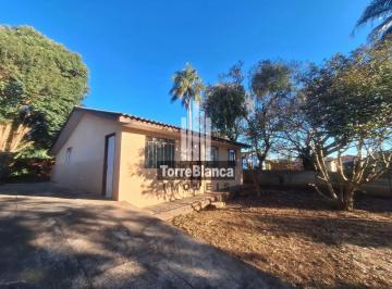 Casa · 122m² · 3 Quartos · Casa em Uvaranas, Ponta Grossa/PR de 122m² 3 quartos para locação R$ 1.300,00/mes