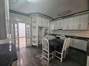 Casa · 220m² · 3 Quartos · 2 Vagas · Casa em São Judas, Itajaí/SC de 220m² 3 quartos para locação R$ 5.600,00/mes