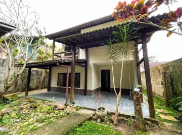 Casa · 219m² · 3 Quartos · 5 Vagas · Casa em Itaipu, Niterói/RJ de 219m² 3 quartos para locação R$ 4.000,00/mes
