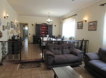 Casa · 253m² · 4 Quartos · 4 Vagas · Casa em Parque Santa Cecília, Piracicaba/SP de 253m² 4 quartos à venda por R$ 780.000,00