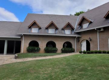 Casa · 730m² · 6 Quartos · 6 Vagas · Casa em Jardim Colonial, Carapicuíba/SP de 730m² 6 quartos à venda por R$ 3.000.000,00