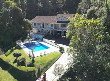 Casa · 300m² · 2 Quartos · 8 Vagas · Casa em Carlos Guinle, Teresópolis/RJ de 300m² 2 quartos à venda por R$ 2.400.000,00
