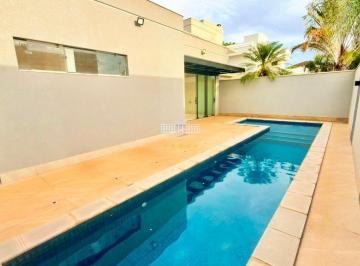Casa · 240m² · 3 Quartos · 4 Vagas · Sobrado em Aeroporto, Araçatuba/SP de 240m² 3 quartos à venda por R$ 1.600.000,00