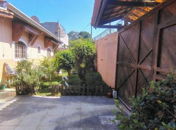 Casa · 266m² · 3 Quartos · 6 Vagas · Casa em Chácara Tropical (Caucaia do Alto), Cotia/SP de 266m² 3 quartos à venda por R$ 798.000,00