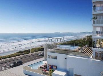 Apartamento · 130m² · 3 Quartos · 1 Vaga · Apartamento em Meia Praia, Navegantes/SC de 130m² 3 quartos à venda por R$ 1.850.000,00