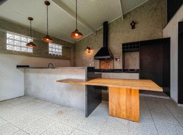 Casa · 225m² · 3 Quartos · 4 Vagas · Casa em Jardim Lambreta, Cotia/SP de 225m² 3 quartos à venda por R$ 1.350.000,00