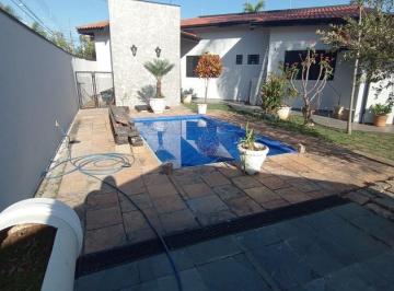 Casa · 280m² · 3 Quartos · 5 Vagas · Casa em Vila Júlia, Mogi Guaçu/SP de 280m² 3 quartos à venda por R$ 800.000,00