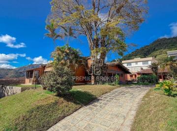 Casa · 214m² · 4 Quartos · 4 Vagas · Casa em Iucas, Teresópolis/RJ de 214m² 4 quartos à venda por R$ 1.390.000,00