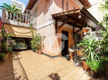Casa · 220m² · 2 Quartos · 2 Vagas · Casa em Icaraí, Niterói/RJ de 220m² 2 quartos à venda por R$ 2.600.000,00